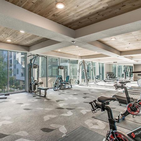 Lush Downtown Condo On Riverwalk W King Ste, Free Parking, Pet Friendly, Centrally Located On Riverwalk San Antonio Exterior foto