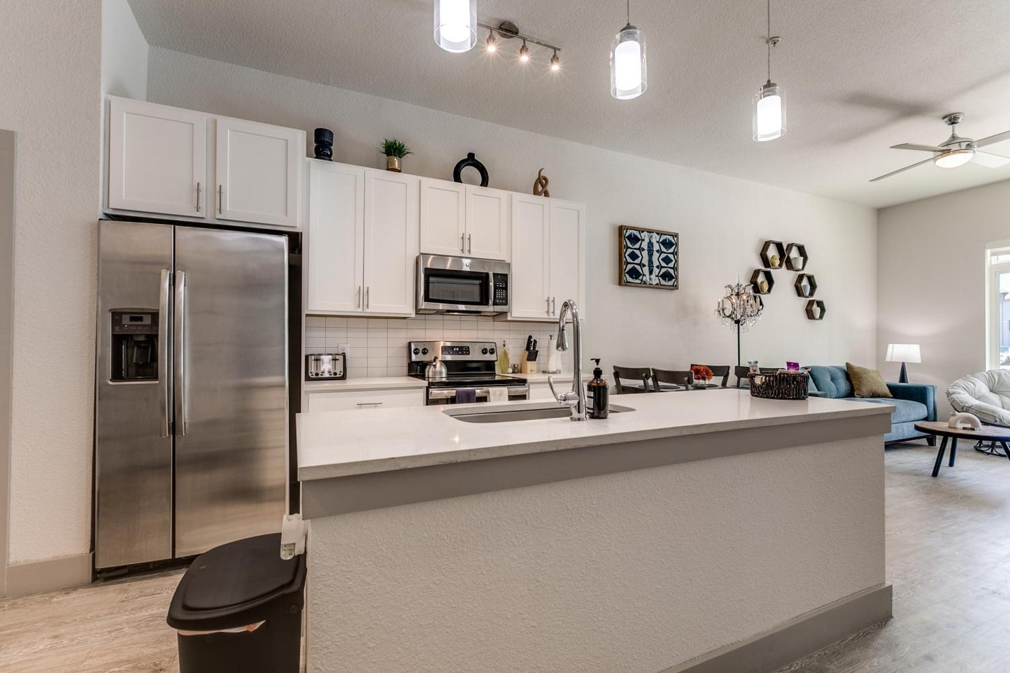 Lush Downtown Condo On Riverwalk W King Ste, Free Parking, Pet Friendly, Centrally Located On Riverwalk San Antonio Exterior foto